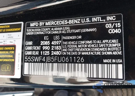 2015 Mercedes-Benz C 300 Luxury z USA, uszkodzony, nr VIN 55SWF4JB5FU061126